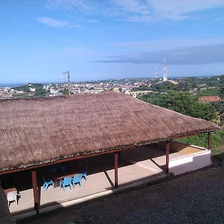 Nana Bema Hotel Cape Coast Esterno foto